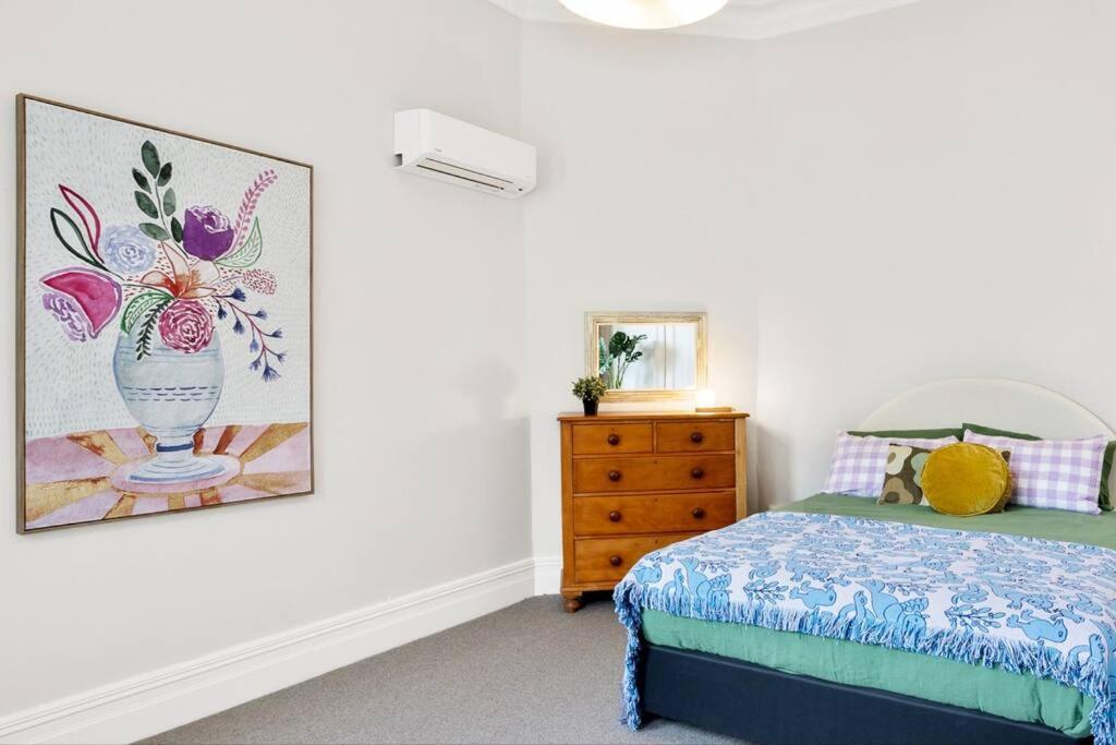Heritage Honey - Walk To Octagon, Museum & Cafes Dunedin Esterno foto