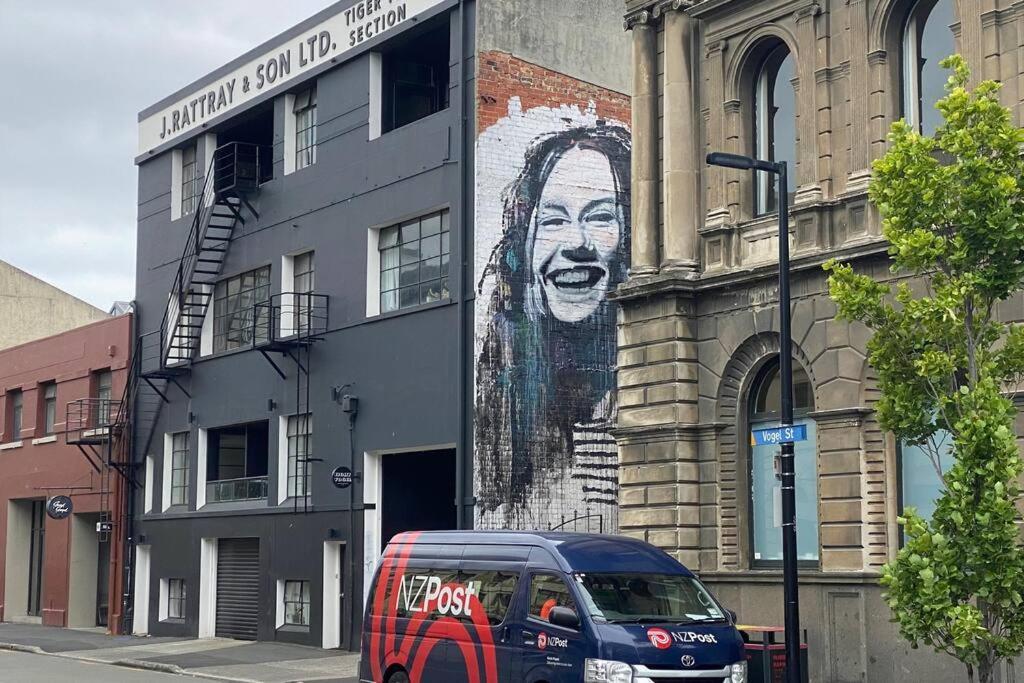 Heritage Honey - Walk To Octagon, Museum & Cafes Dunedin Esterno foto